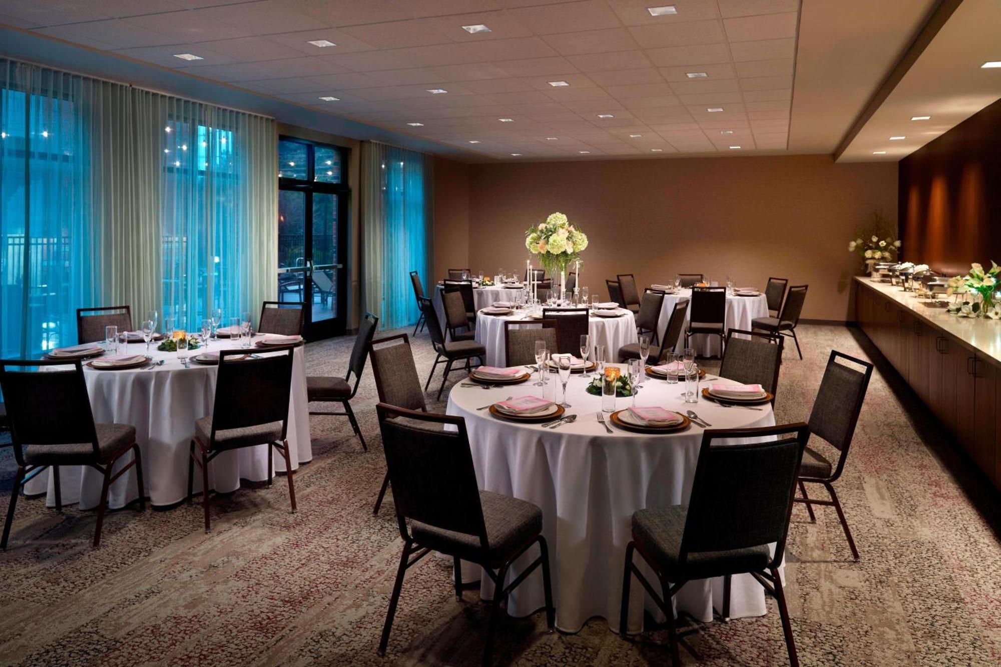 Hotel Courtyard By Marriott Lagrange Zewnętrze zdjęcie